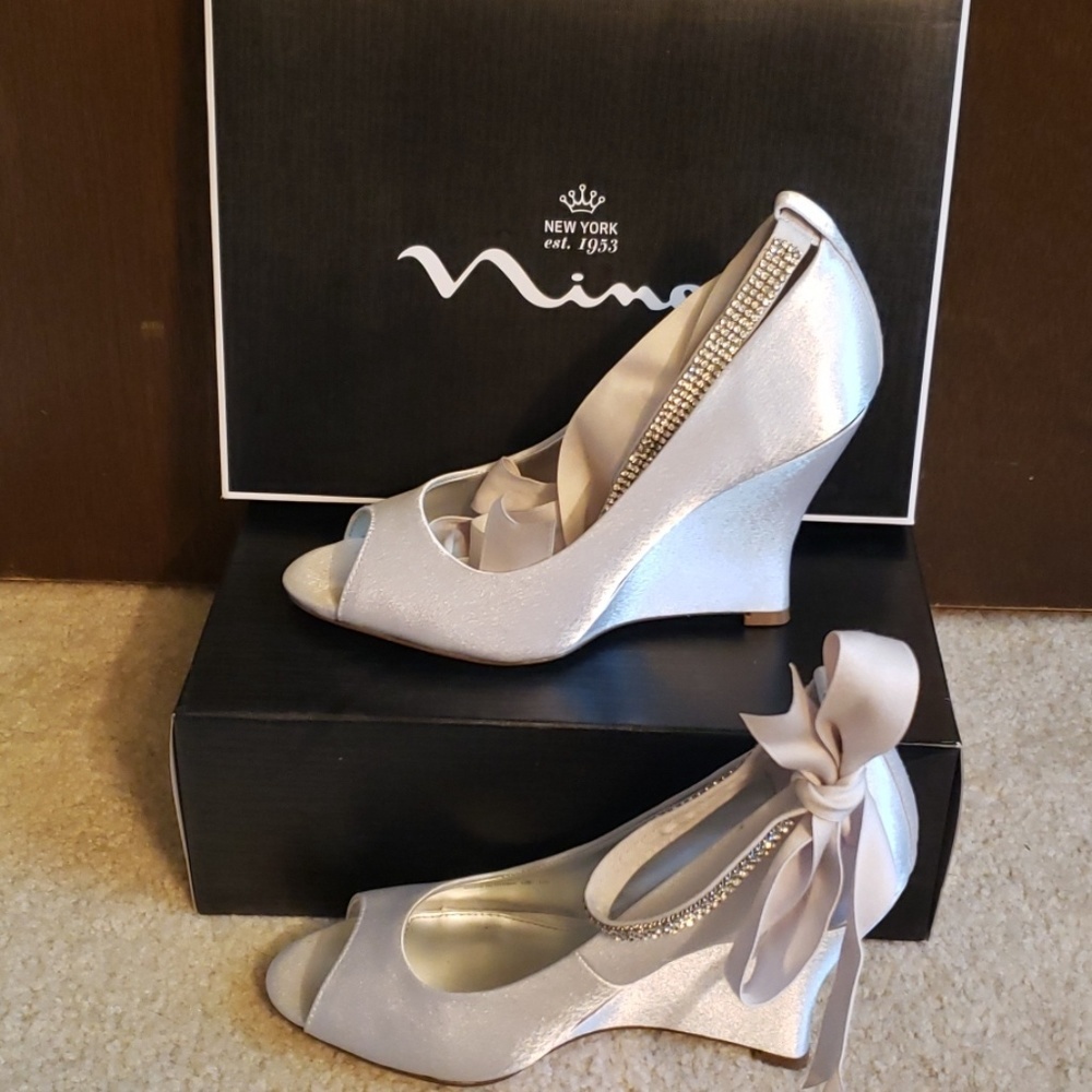 Nina Emma evening wedges sz 8